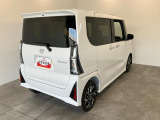 お客様にぴったりなおクルマをお選びいただけますように様々な展示車をご用意致しております!ダイハツの軽自動車だけではなく、他メーカー車やコンパクトカー・ミニバンなども数多く取り揃えております!