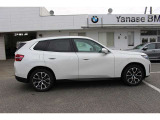 BMW認定中古車は、ドイツ本社と同様の教育・訓練を受けたBMW専門のメカニックが100項目以上のポイントを徹底的にチェックし、厳選した車輌のみを販売しております。