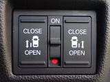 運転席からもスライドドアをボタン操作でスピーディーに開閉できます!またスマートキーでも操作できるので便利です。