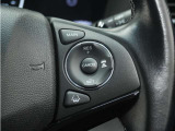 ◆アダプティブクルーズコントロール◆予め設定した車速内でクルマが自動的に加減速。前走車との適切な車間距離を維持しながら追従走行します。【LKAS】車線維持支援システムでステアリング操作を支援。