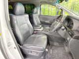 運転席シート廻りは使用感も少なく、良好な状態となっています。丁寧に使われていたことがよくわかりますね。