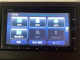 ドライブの必需品。見やすい・使いやすいHonda純正のメモリーナビを搭載。Bluetooth機能もついているのでお持ちのスマートフォンと連携させて、さらに便利に利用が可能です。