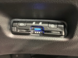 いまや快適なカーライフに欠かせないETCが付いています。