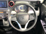 【ステアリングスイッチ】運転中、前方から目線をそらすことなく、オーディオ等の操作が可能な便利機能!安心&快適なドライブを演出してくれます♪
