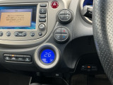 オートエアコン付きです!お好みの温度をセットするだけでエアコンの風量などを自動でコントロール。快適な車内でお過ごしいただけます。