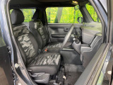 運転席シート廻りは使用感も少なく、良好な状態となっています。丁寧に使われていたことがよくわかりますね。