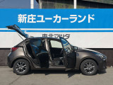 可愛いボディと広さを持ち合わせ、運転しやすく収納豊富な街乗り車です♪