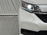 ★LEDヘッドライト搭載★ 白っぽく光る明るく省電力なLEDライト!先進的な白い輝きでフロントフェースを引き締めます☆