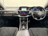 いつでも気持ちよく運転できて、使い勝手のいい収納や体をケアするシート、細部にまでこだわったインテリア♪