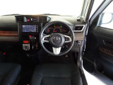 視界良好、操作しやすい運転席です。