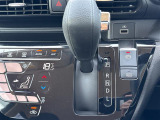 【 シフト 】スムーズなシフトチェンジで快適にお車を操縦していただけます!//