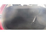 広くて沢山の荷物を積み込めるトランクルーム。レジャーやアウトドアにぴったり。