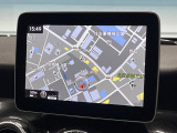 ●純正ナビ:一体感のあるナビは、高級感ある車内を演出してくれます。オーディオ機能も充実しておりますので、運転もより楽しめます♪