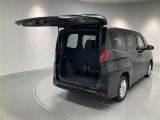 大きく開く開口部で荷物の出し入れもラクラクです。