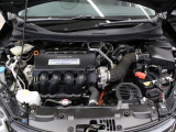 【エンジンルーム】Hondaならではの走り、i-VTECエンジン!街中や坂道での加速や高速道路での力強さが特徴です♪
