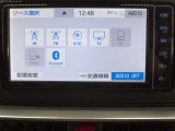 嬉しい装備です♪フルセグTV・DVD再生・Bluetoothオーディオに対応しています!!