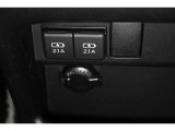 USB端子ソケット装備!アクセサリーDC12Vソケット装備!