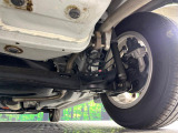お車を安心してお乗りいただく為には、足回りの定期点検が欠かせません。サービスサポート(有償保証)では無料点検もご提供しており、安心のカーライフをお過ごしいただけるサポート体制が整っています。