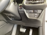 高速で便利なETCがあり、横滑りを防ぐVSAなどのスイッチは、運転席の右側、手の届きやすい位置にあります。