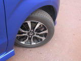 155/65R14タイヤ・純正アルミホイールです。スタッドレスタイヤや各種オプションのご注文も承っております(^^)!