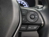 レーダークルーズコントロール作動時に車線維持に必要な運転操作の支援を行う「レーントレーシングアシスト(LTA)」を搭載しています。