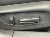 電動シート付きです!快適なポジションに合わせやすく大変便利です!