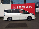 不快なニオイは致しません。車内クリーニングも実施済みとなります。ご希望で別途有料となりますが車室内用「抗菌・抗ウィルスコート」(効果期間:3か月/料金:5,500円)を承っております。