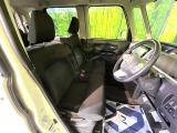 運転席シート廻りは使用感も少なく、良好な状態となっています。丁寧に使われていたことがよくわかりますね。