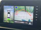 【アラウンドビューモニター】専用のカメラにより、上から見下ろしたような視点で360度クルマの周囲を確認することができます☆死角部分も確認しやすく、狭い場所での切り返しや駐車もスムーズに行えます。