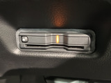 いまや快適なカーライフに欠かせないETCが付いています。