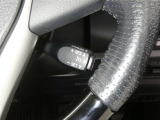【レーダークルーズコントロール】(全車速追従機能付)付きです。車速に応じて追従支援してくれるので、ロングドライブも快適です。詳細は販売店スタッフまでおたずねください。