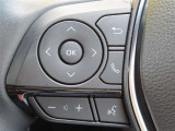 ブルートゥースに接続すれば、スマホに入れている音楽が聞けたり運転中に電話がかかってきてしまった場合もハンドルから電話を取ることができます!