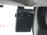 ◆ドライブレコーダー◆映像・音声などを記録する自動車用の装置です。 もしもの事故の際の記録はもちろん、旅行の際の思い出としてドライブの映像を楽しむことができます。