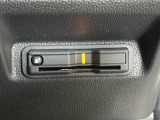 有料道路のレーン通過に便利なETC2.0車載器を装着しています。ご利用にはセットアップが必要となります。