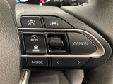 レーダークルーズコントロールを装備。前の車との距離をレーダーで測り一定の車間距離に保ってくれます。詳細はスタッフまで。