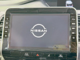 【純正10型ナビ】人気の純正ナビを装備。オーディオ機能も充実しており、Bluetooth接続すればお持ちのスマホやMP3プレイヤーの音楽を再生可能!毎日の運転がさらに楽しくなります!!