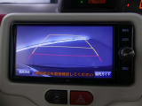 バックガイドモニターで、後方を確認しながら安心して駐車することができます。運転初心者も熟練者も必須の機能ですよ!