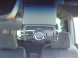 ◆【ドライブレコーダー】映像・音声などを記録する自動車用の装置です。もしもの事故の際の記録はもちろん、旅行の際の思い出としてドライブの映像を楽しむことができます。