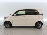 ロングラン保証付き。トヨタのお店で中古車をお買い上げいただいたお客様に安心で快適なカーライフをお約束する。1年間の保証です。