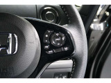 Hondaセンシングの機能のひとつ、アダプティブクルーズコントロール付!アクセルから足を離しても設定したスピードと前車との車間を保ち走行してくれます!車線維持もアシスト☆高速道路で疲労軽減ですね☆