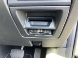 ETCが装着されています。再セットアップ後高速道路の料金所をノンストップで通過できて大変便利です。