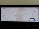 ディスプレイオーディオを装備。スマホとクルマをつなぐことで、これまでのナビに加えて、いろんなサービスが楽しめます