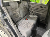 高品質なオリジナルフロアマットもオプションにてご用意しております。お好きなデザインやカラーをお車に合わせて選んでいただくことができます♪