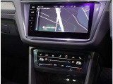 VW純正インフォティメントシステム「DiscoverPro」大変使いやすいタッチパネル型ナビゲーションでETC2.0とバックカメラが付いています。