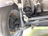 お車を安心してお乗りいただく為には、足回りの定期点検が欠かせません。サービスサポート(有償保証)では無料点検もご提供しており、安心のカーライフをお過ごしいただけるサポート体制が整っています。