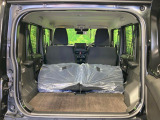 普段のお買い物や通勤、送迎等に十分な荷室スペースを確保しております。セカンドシートを倒すと、大きな荷物の積載も可能です♪