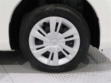 タイヤサイズは165/65R14です。