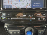 【 オートエアコン 】車内温度を感知して自動で温度調整をしてくれるのでいつでも快適な車内空間を創り上げます。 //