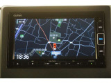 純正スタンダードインターナビ(VXM-234VFi)&バックカメラが装備されているので、普段の使い勝手もロングドライブも快適です。