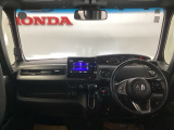 機能的なコックピット。快適な運転を楽しめます。